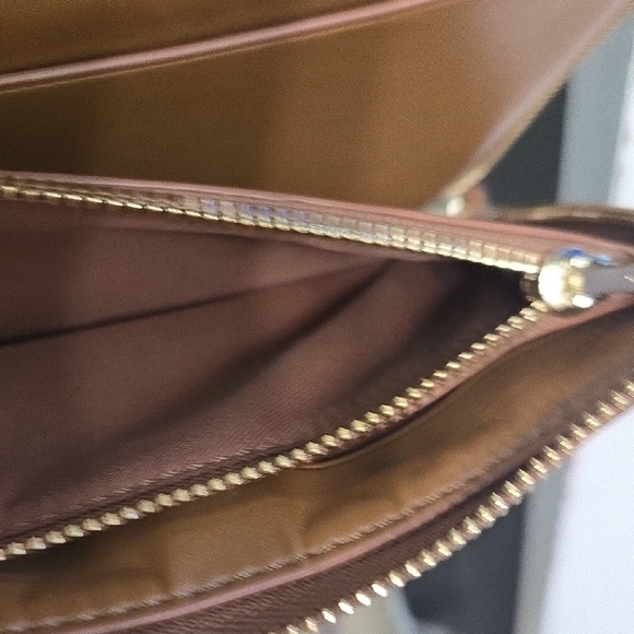 Coach Signature Brown Wristlet - Picture 8 of 8